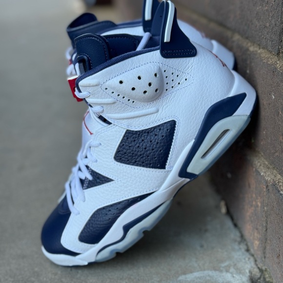 Jordan 6 Retro Olympic (2024) - Picture 1 of 6